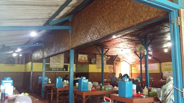 Sop Ayam Pak Min Klaten