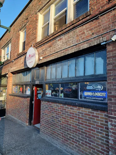 The Tipsy Tomato Bar & Kitchen