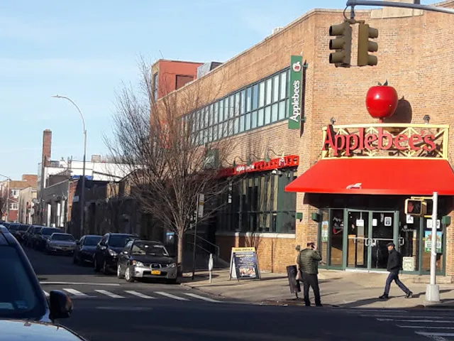 Applebee's Grill + Bar