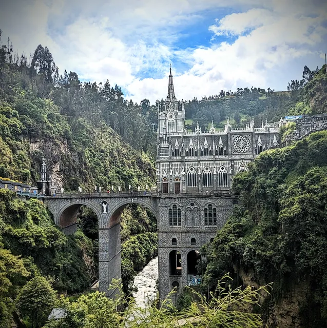Santuario de Nuestra Señora del Rosario de Las Lajas