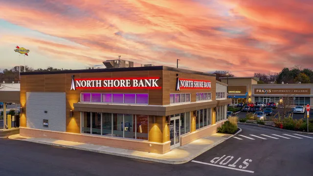 North Shore Crossing