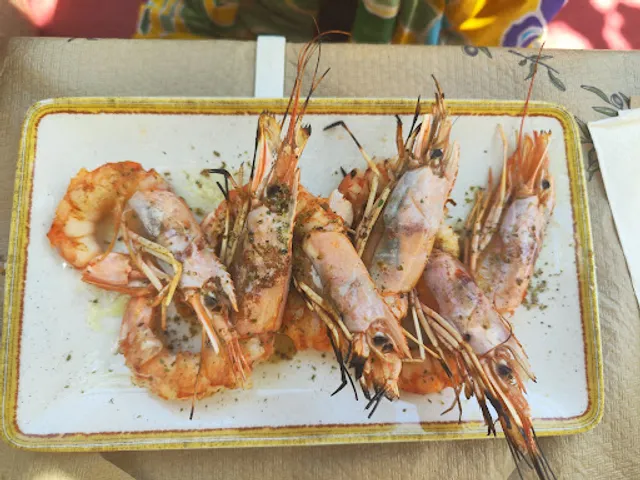 P3RGOLA meze seafood bar