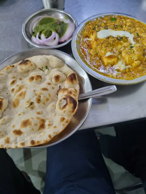 Shiv Vaishno Bhojnalya