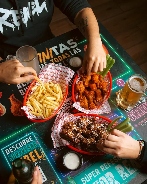 Rebel Wings San Juan Río Moctezuma