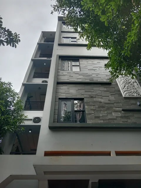 DENZ Premiere Salemba