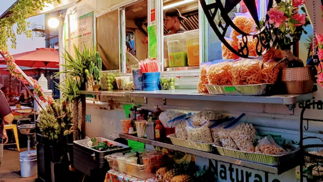 Chofita’s Food truck 1