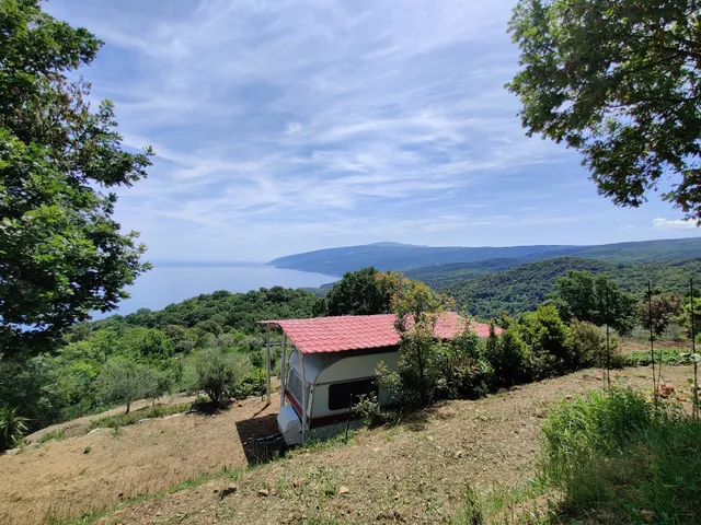 Irimia Place, Nature Home