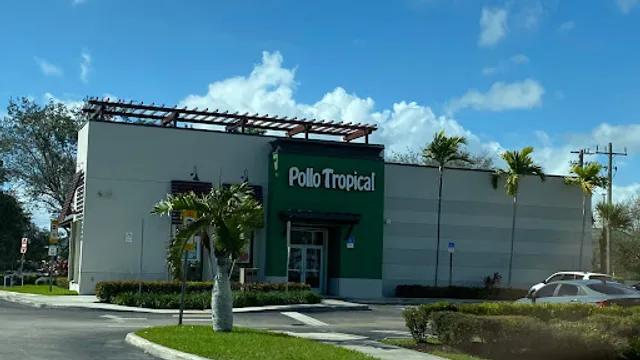 Pollo Tropical