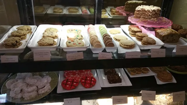 Antigua Bakery & Cafe