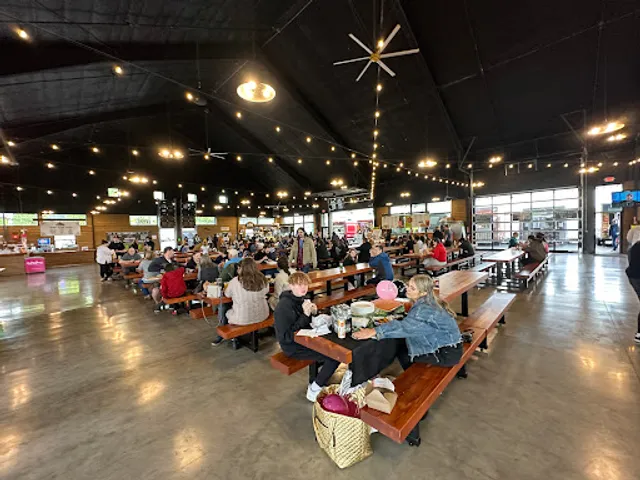 Troutdale Station Food Carts