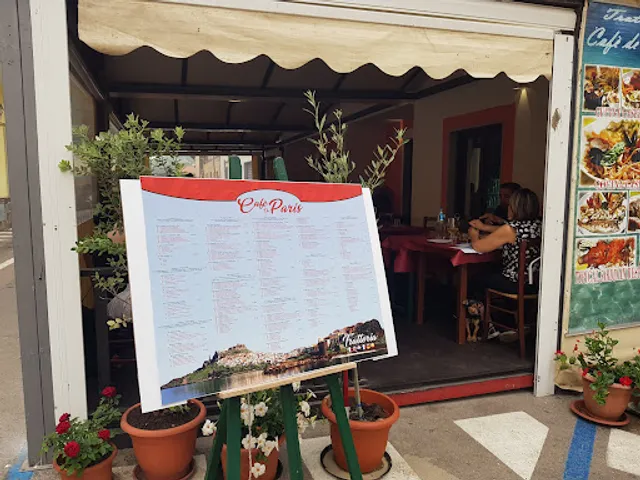 Cafe' de Paris