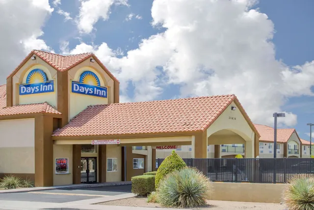 Days Inn by Wyndham Phoenix North