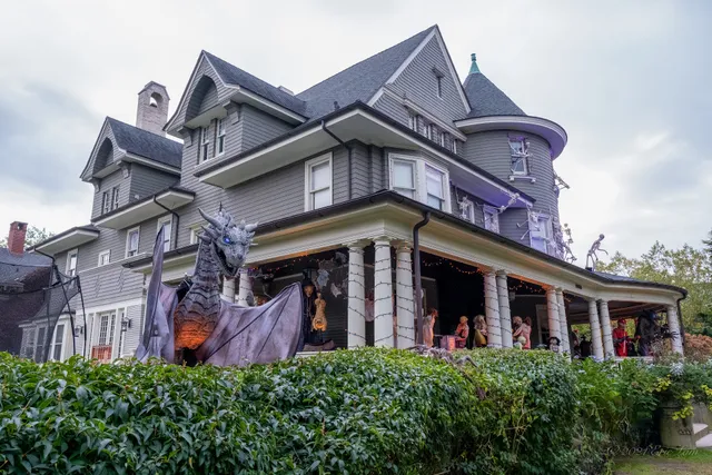 Halloween Decorations Extravaganza