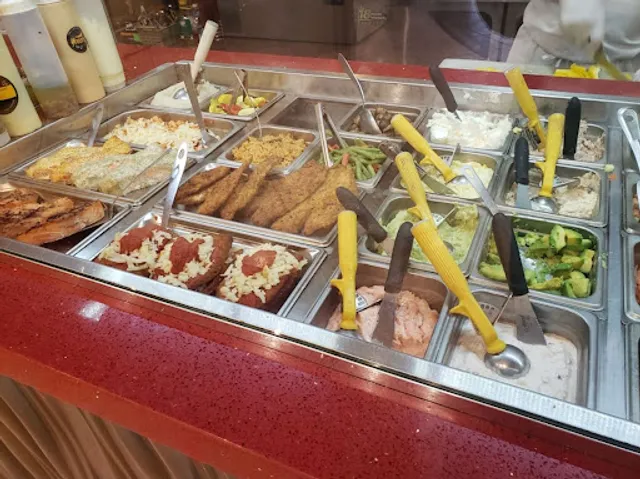 Yossies Cafe & Restaurant