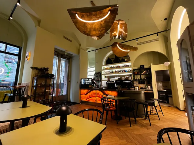 Edison & Jupiter Specialty Cafe and gastrolab