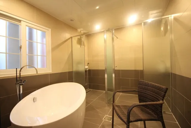 부산 연산동 Oops