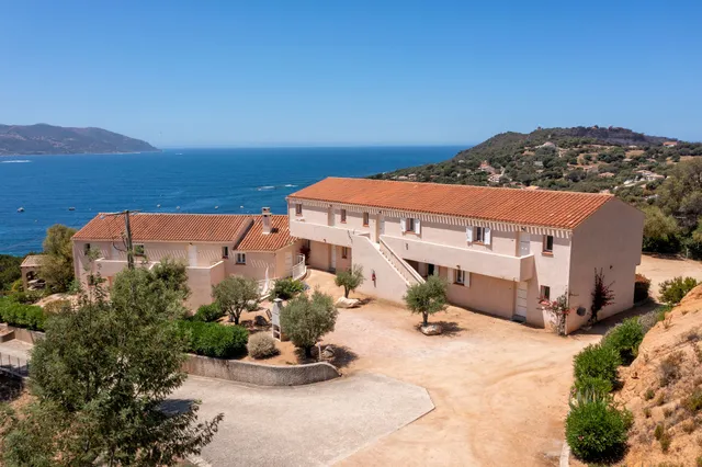 Résidence Roc E Mare