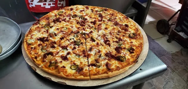 Rin Rin Pizza Plaza Ley el Mar