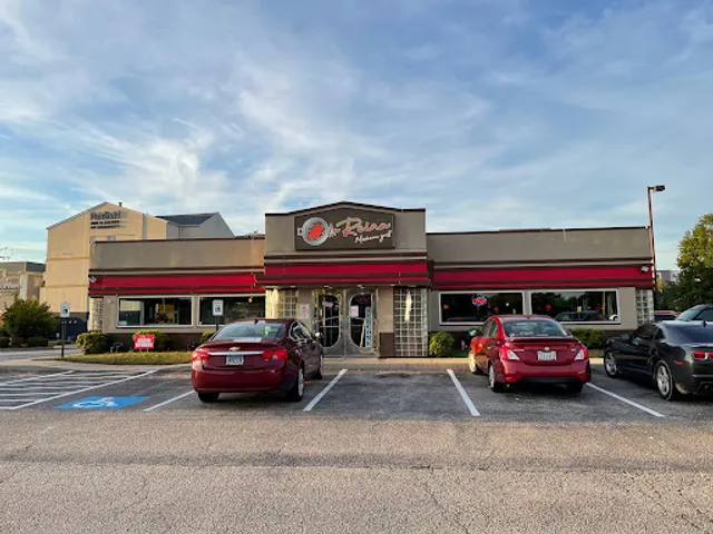 La Reina Mexican Grill