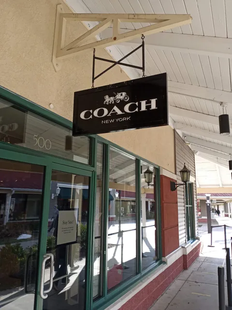 COACH Outlet