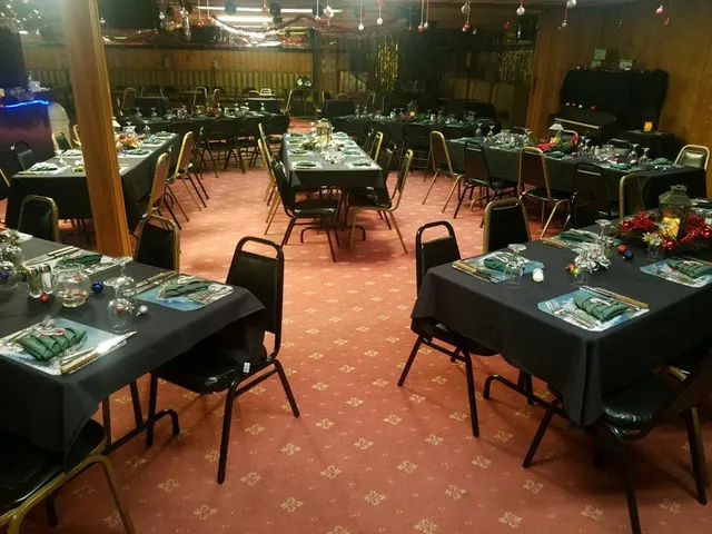 Dude's Steakhouse & Brandin' Iron Bar