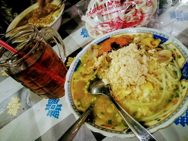 Soto Ayam & Tahu Tek Cak Junari