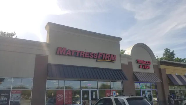 Mattress Firm Outlet - Suffolk