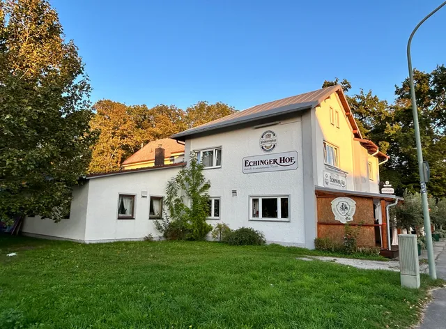 Echinger Gasthof and Biergarten