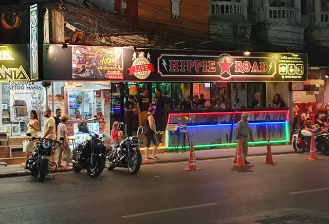 Hippie road(Bar,Restaurants,Live music)