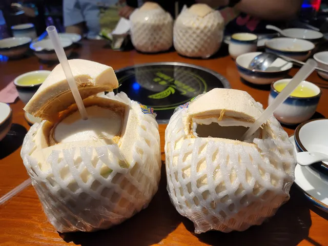 Yehui Season Music Theme Restaurant Dafendian