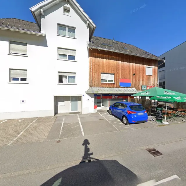 Thai Sawatdee Bistro