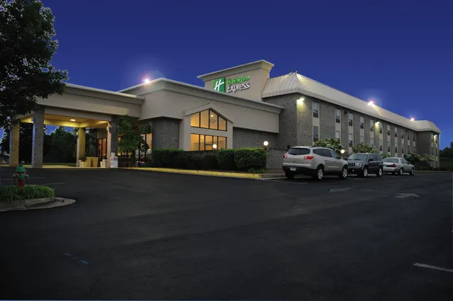 Holiday Inn Express Winchester South Stephens City by IHG