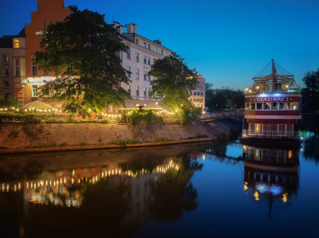 Schronisko na Wyspie