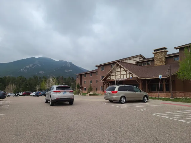 Emerald Mountain Lodge