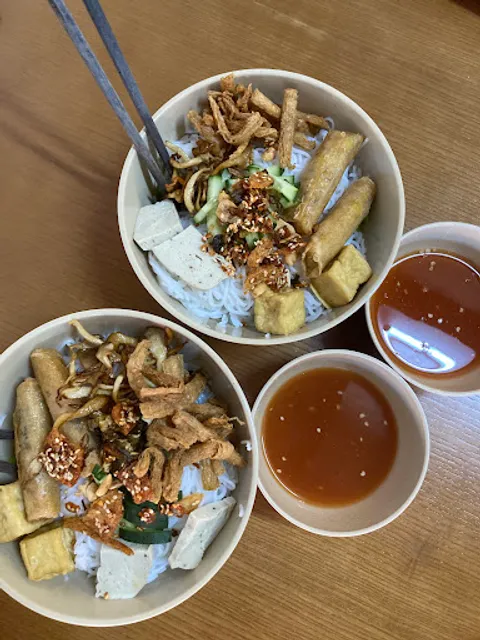 Quán chay Tường Quang