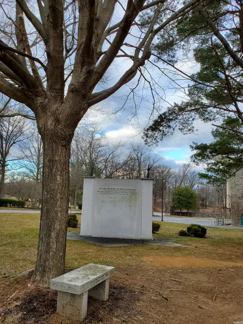 Judean Memorial Gardens / Cemetery