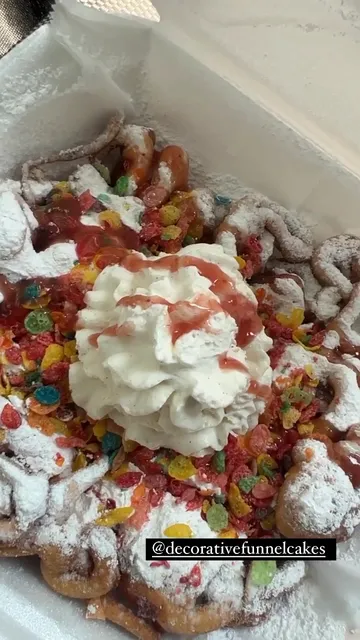 Decorative Funnel Cakes