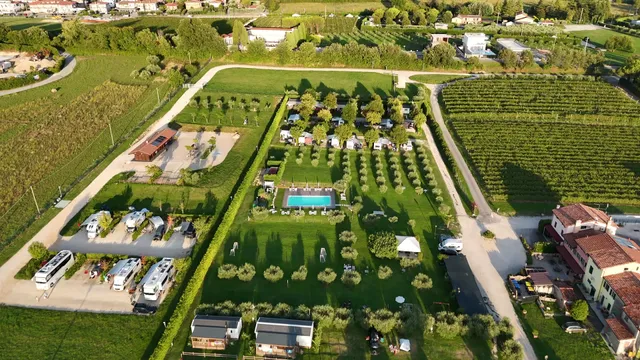 Camping e rooms Al Bor