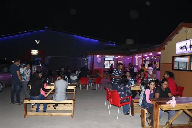 Club Venom /chill and chat