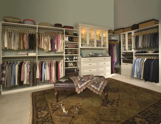 Creative Closets LLC