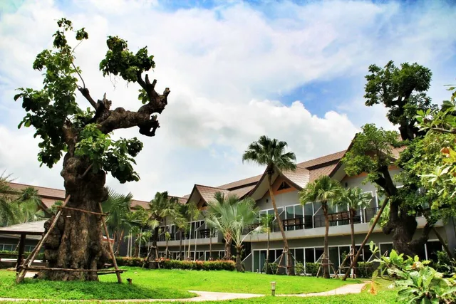 Taman Spa Resort
