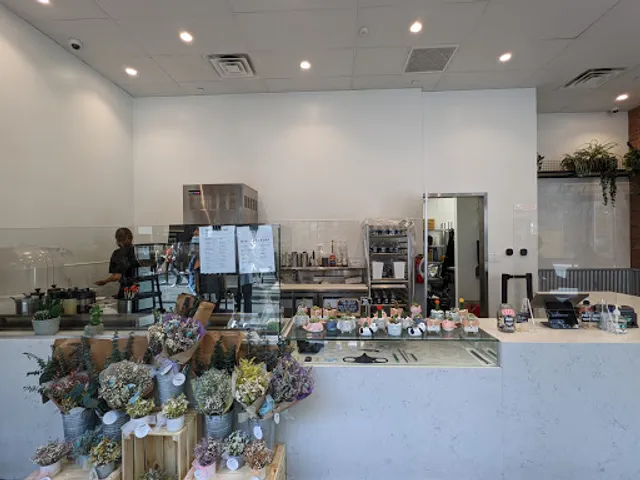 Mini Monster Universal CityWalk