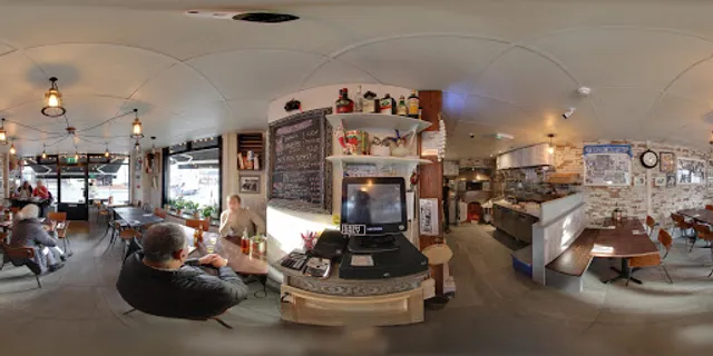 L'oro di Napoli Hanwell