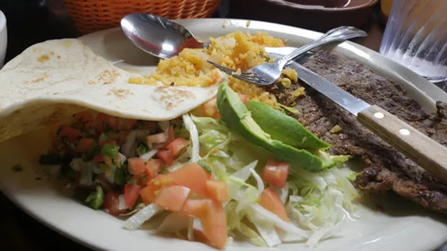 Taqueria Cazadores Mexican Food & Seafood