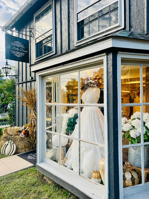 Le Bella Donna Bridal