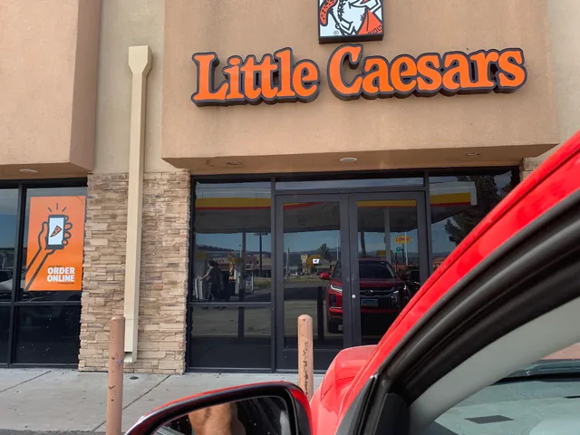 Little Caesars Pizza