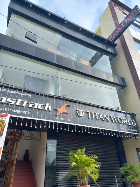 Zoom Inn A Rich Heritage