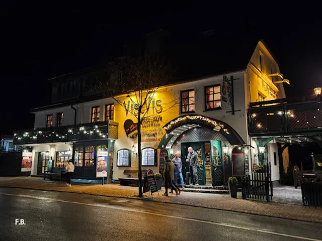 Vis a Vis Bistro Bar Tanzlokal