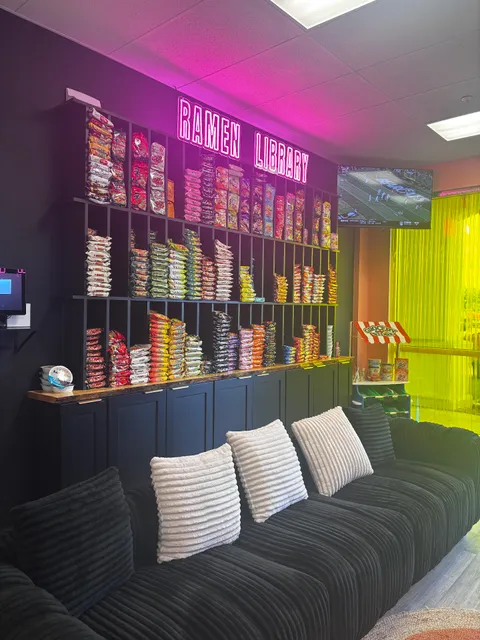 Seoul Vibez Instant Ramen Bar + Mini Market