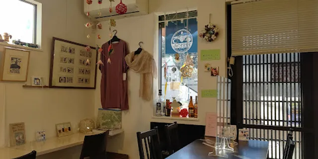 アートスペースカフェ線路